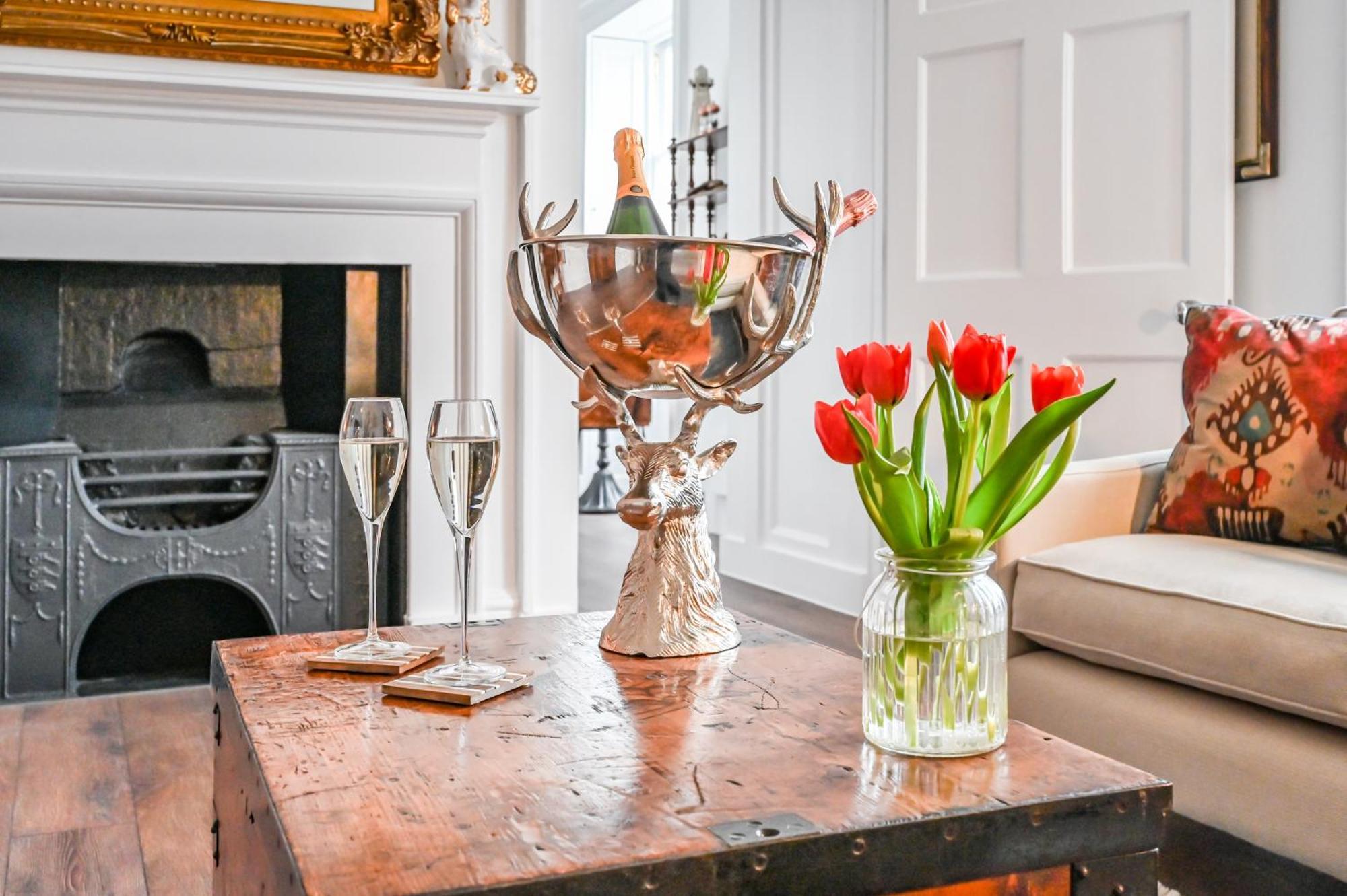 9 Admiralty House Stunning Luxury Apartment With Free Parking Plymouth Exterior photo
